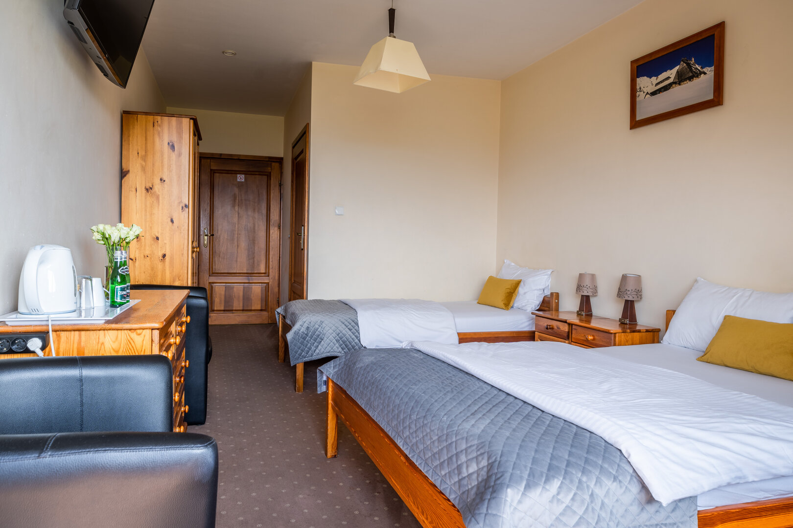 Pokój 3 osobowy  z widokiem na góry ze śniadaniem